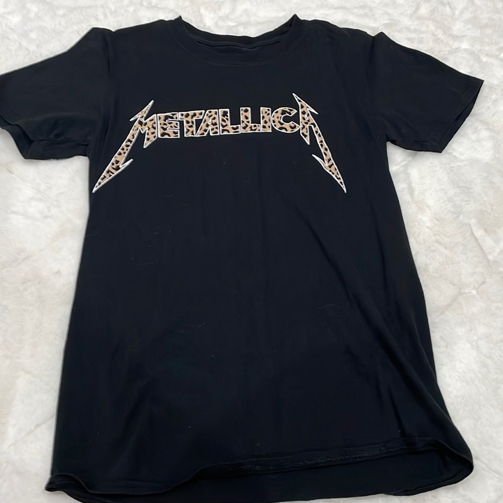 Graphic Band Tee